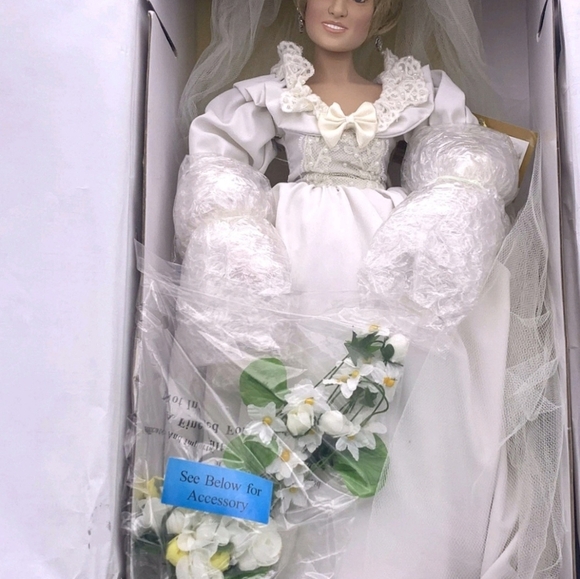 Ashton Drake Collectable Princess Diana Bride Doll The People's Princess NEW Wht - Picture 2 of 12